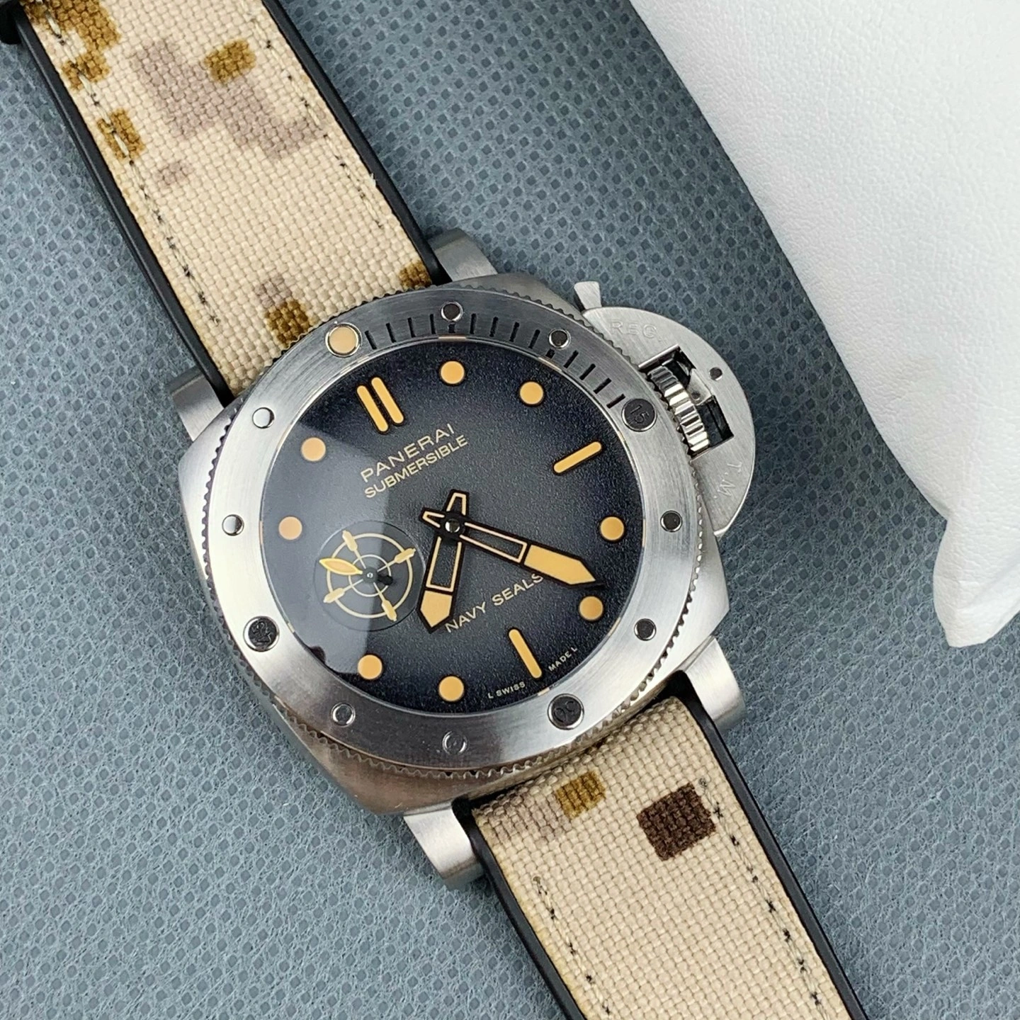 CBD Factory Panerai Submersible 44mm Black Dial Camouflage Fabric Strap(PAM01513) 1:1 Super Clone – Dandong P.9010 GMT Movement Original 406